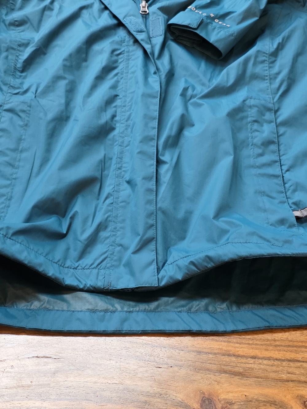 Boulder Gear Stratus Rain Jacket in a Deep Lagoon Teal/Turquoise -Women's Large - Picture 11 of 12